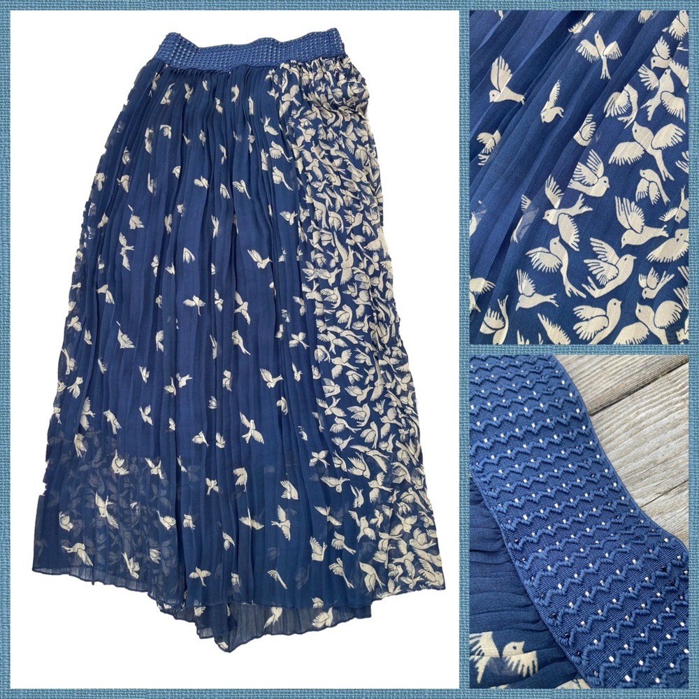Magic Bird Print Pleated Flowing Maxi Skirt